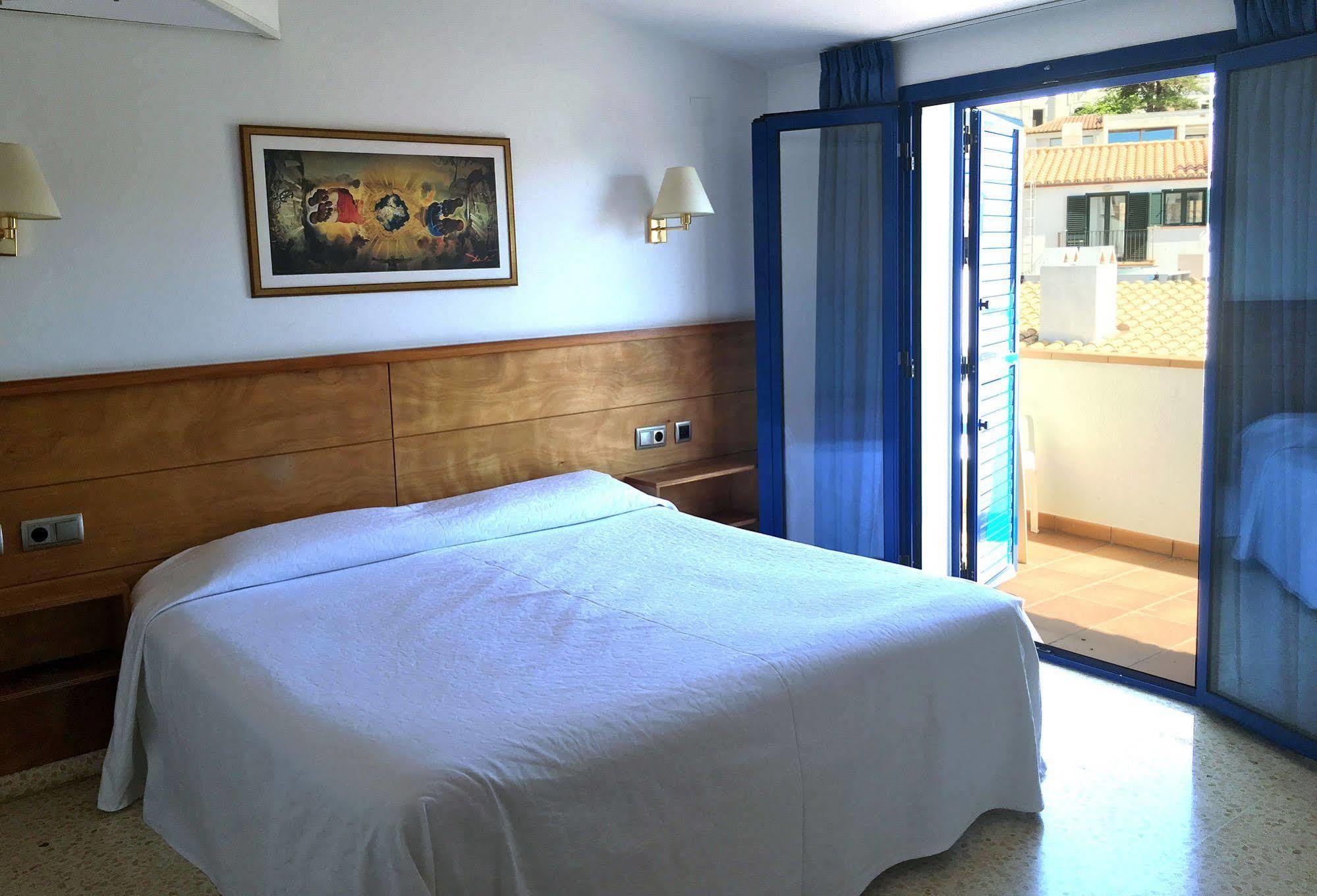 Hotel Octavia Cadaqués Zewnętrze zdjęcie